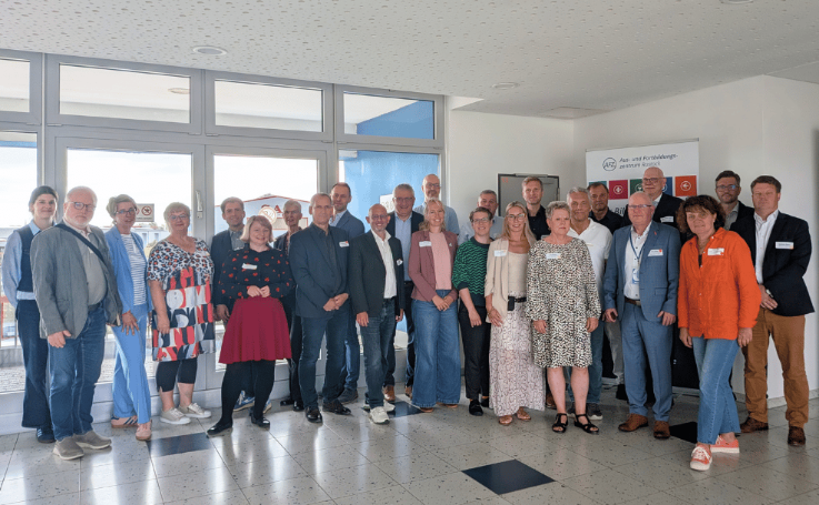 Teilnehmende des Vernetzungstreffens der Weiterbildungsverbünde Mecklenburg-Vorpommern im AFZ Rostock